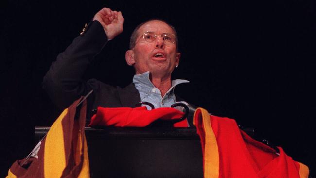 Don Scott says “logical men became illogical” as he gave his passionate no merger speech at the Camberwell Civic Centre.