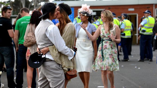 Last minute romance after the last race.