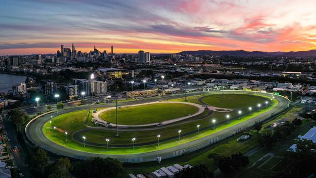 Drone shot of Albion Park harness racing - Photo: DroneIt Group.