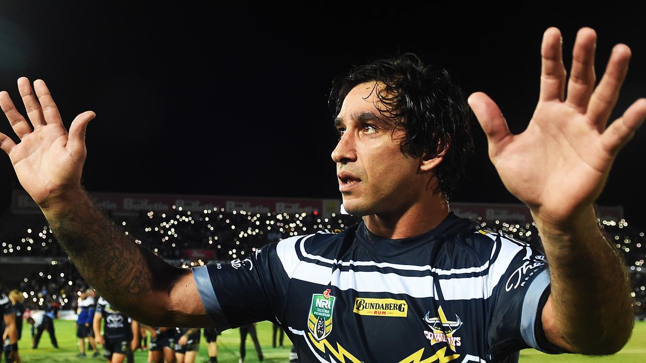Johnathan Thurston does a lap of honour after his last NRL game in Townsville. Picture: Zak Simmonds