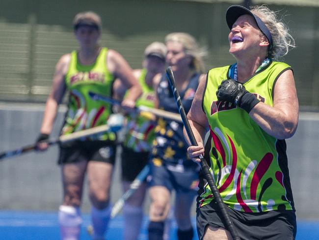 Lisa Kennedy in action in the Pan Pacific Masters Games Hockey tournament. Picture: Glenn Campbell