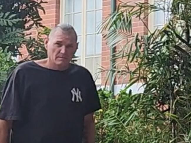 On-duty tow truck driver sexually assaults customer’s wife