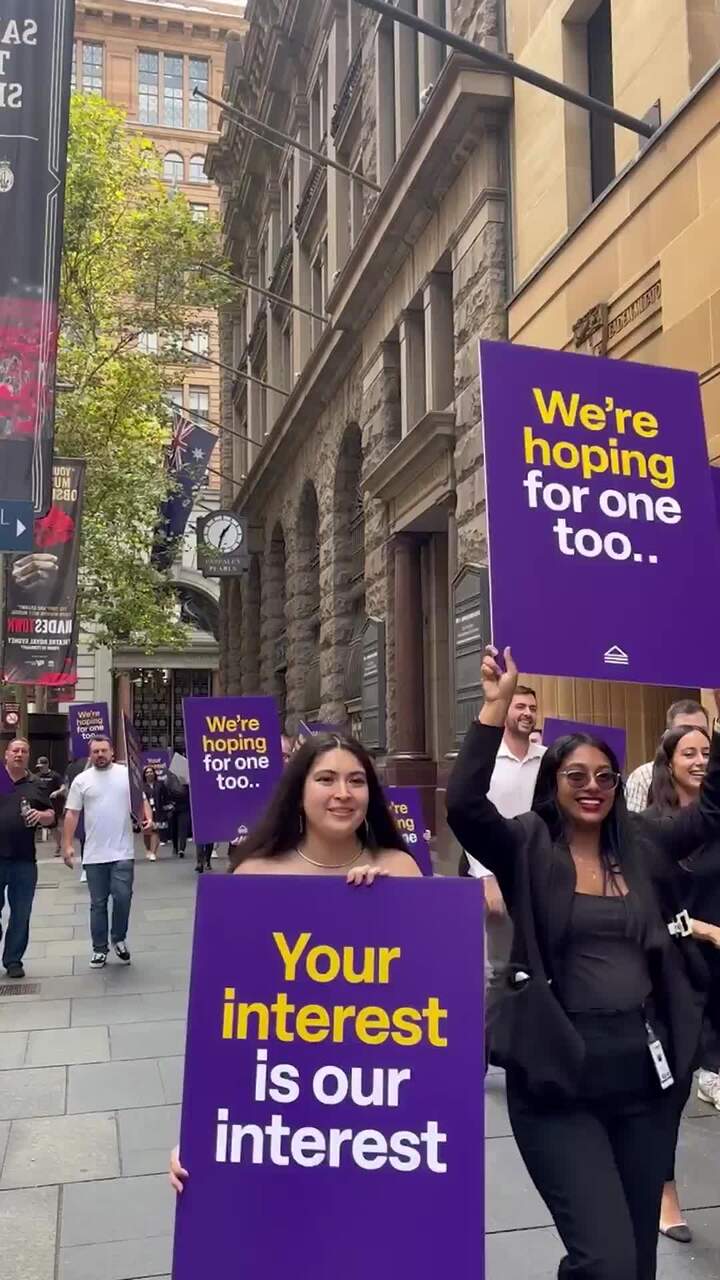 Mortgage brokers protest ahead of RBA decision