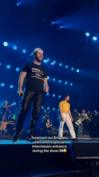 Jonas Brothers surprise fans with Bluey themed walk out at Brisbane concert