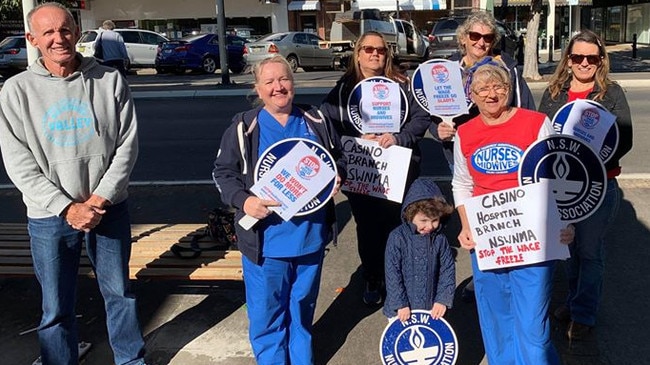 The NSW Nurses and Midwives Association protested outside Casino Post Office against the state government's wage freeze and were joined by mayor Robert Mustow.