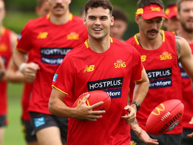 GOLD COAST, AUSTRALIA - NOVEMBER 26: Jack Bowes during a Gold Coast Suns AFL training session at Metricon Stadium on November 26, 2021 in Gold Coast, Australia. (Photo by Chris Hyde/AFL Photos/Getty Images)