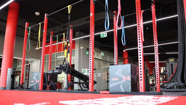 Snap Fitness Doonside offers members state of the art workout facilities.