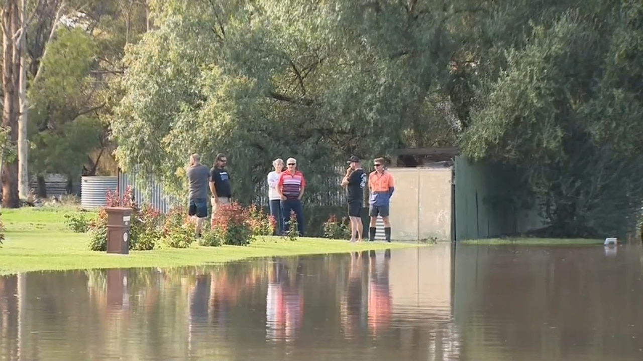 Rochester residents wait for water to recede as Seymour and Yea warnings downgraded