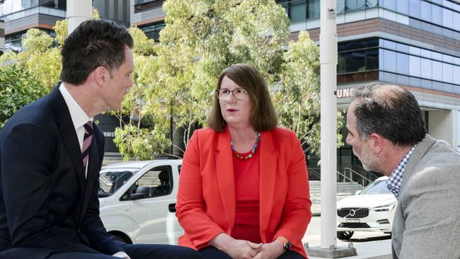 Donna Davis with Premier Chris Minns and Jihad Dib. Picture: Monique Harmer