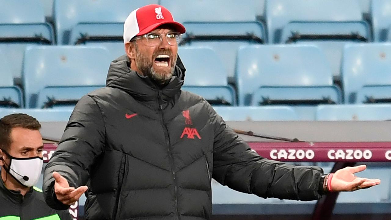 Liverpool's manager Jurgen Klopp is fed up. (Photo by PETER POWELL / POOL / AFP)