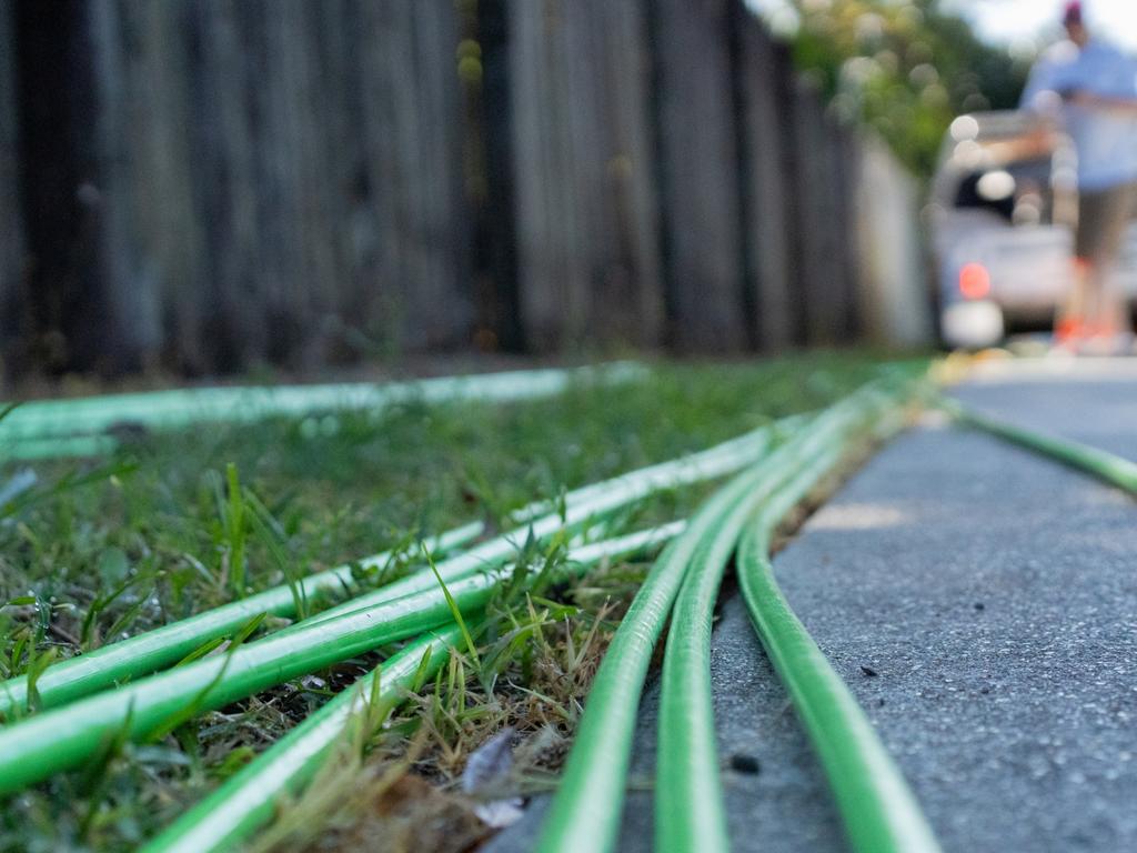 In Victoria, 403,000 will be eligible for upgrades to fibre-optic cables by the end of 2025.