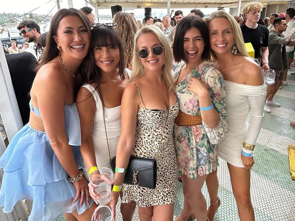 Jana Hocking (centre) was ready for her Marilyn moment. Picture: Instagram