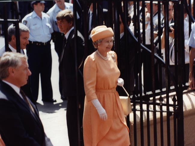 NSW Parliament and Legislative Council chamber Royal visit in 1992 – Her Late Majesty entering the gates of NSW Parliament. Picture Credit: NSW Parliament Collection