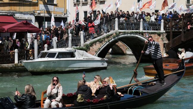 Overcrowded Venice Starts Charging Entry Fee for Tourists