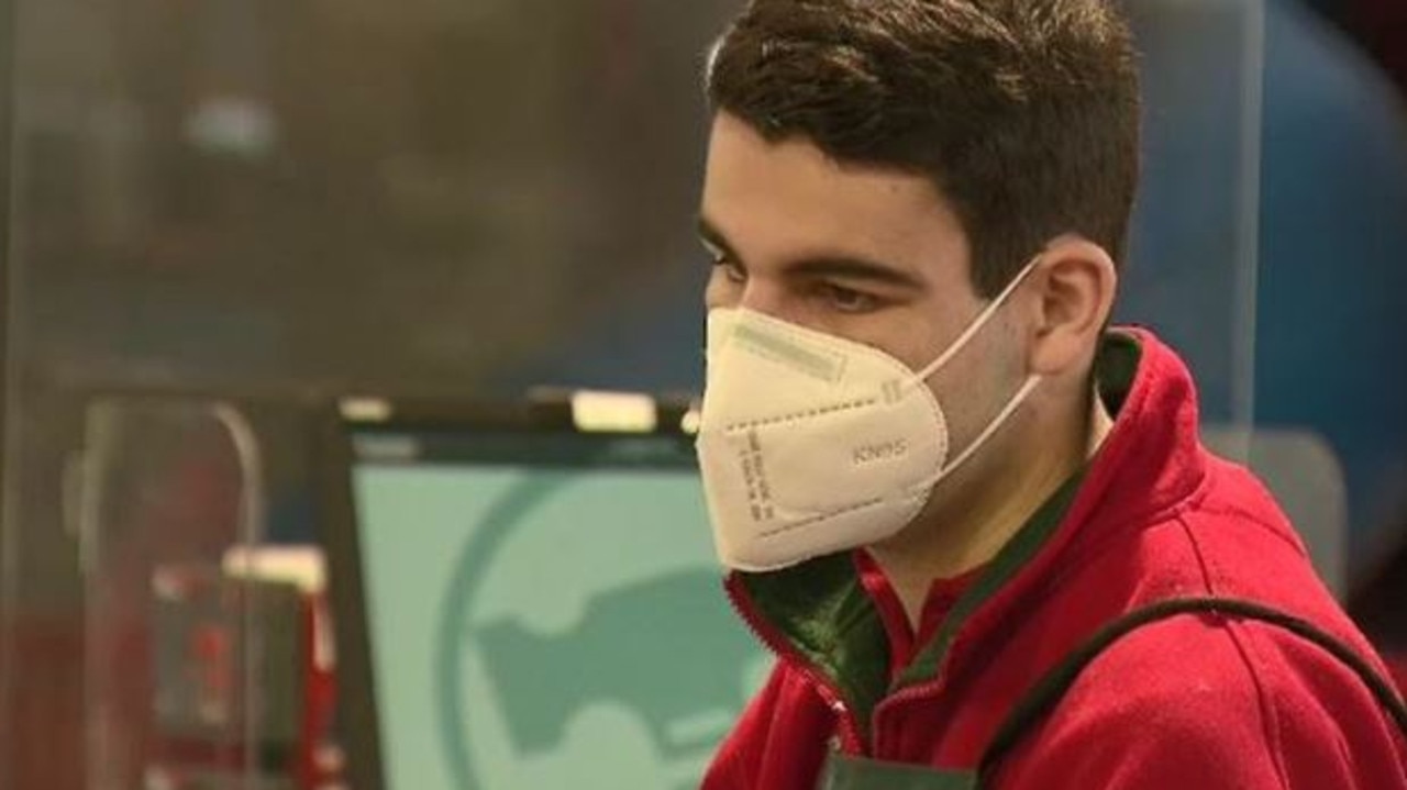 Bunnings workers in Melbourne will be handed face masks before each shift. Picture: 9 News