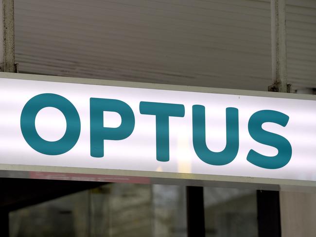 Optus blasted over cyber attack letters