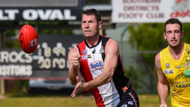 Matt Dennis had a big showing for Southern Districts against Nightcliff in Round 6 of the 2022-23 NTFL season. Picture: Tymunna Clements / AFLNT Media