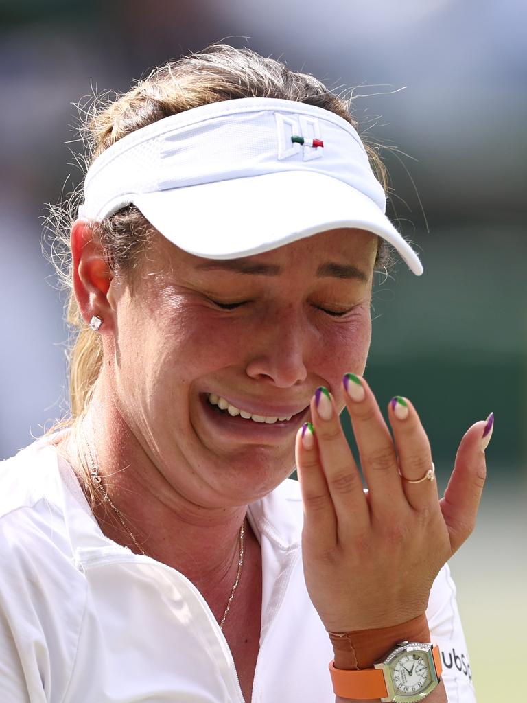 Donna Vekic began crying after losing a crucial point on review. (Photo by Francois Nel/Getty Images)