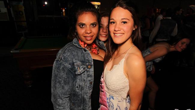 Nightlife at the Eyre Hotel, Whyalla in 2015