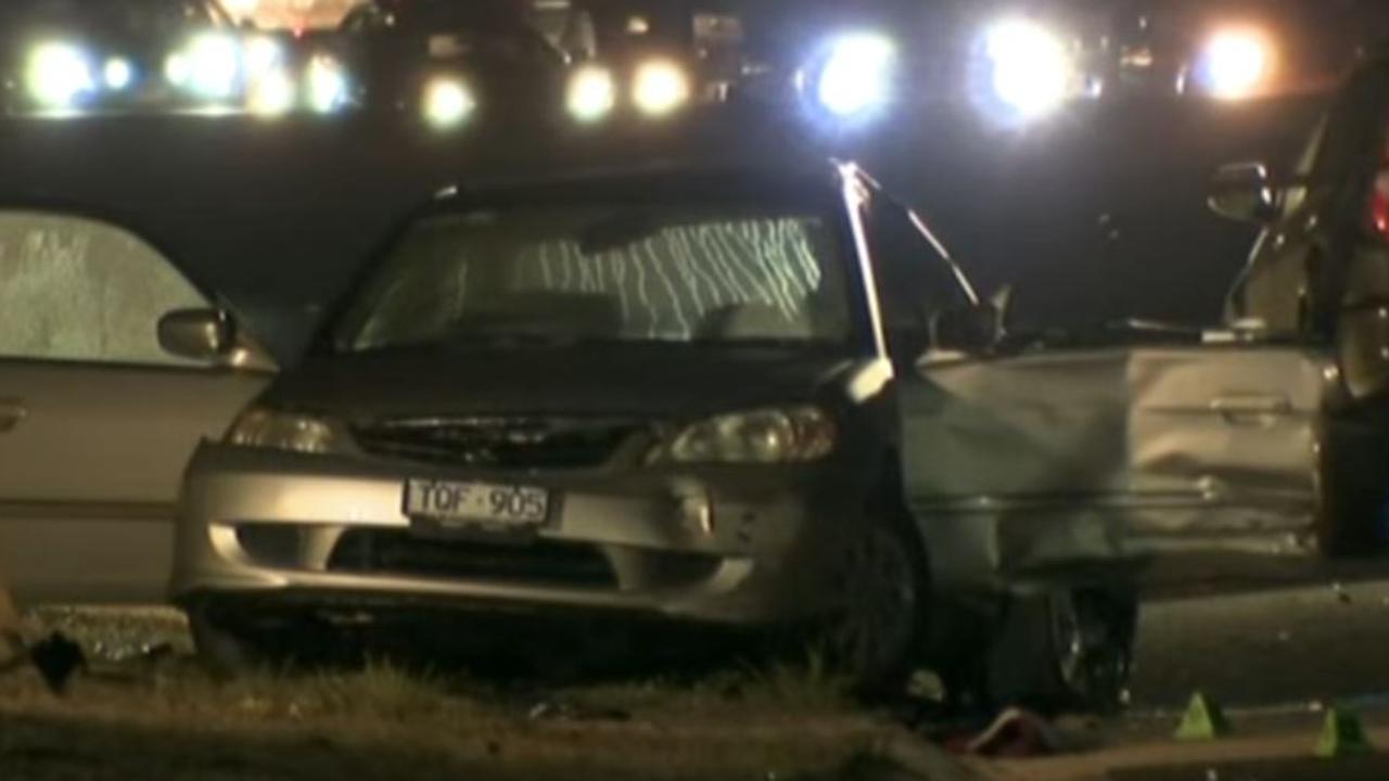 Men flee scene of crash, leave teen to die