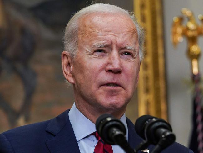 US President Joe Biden speaks about the American Rescue Plan from the Roosevelt Room of the White House in Washington, DC, on February 27, 2021. - The US House passed the $1.9 trillion coronavirus relief package early Saturday, hailed by Democrats as a critical step in funneling new funding toward vaccinations, overburdened local governments, and millions of families devastated by the pandemic. (Photo by ANDREW CABALLERO-REYNOLDS / AFP)