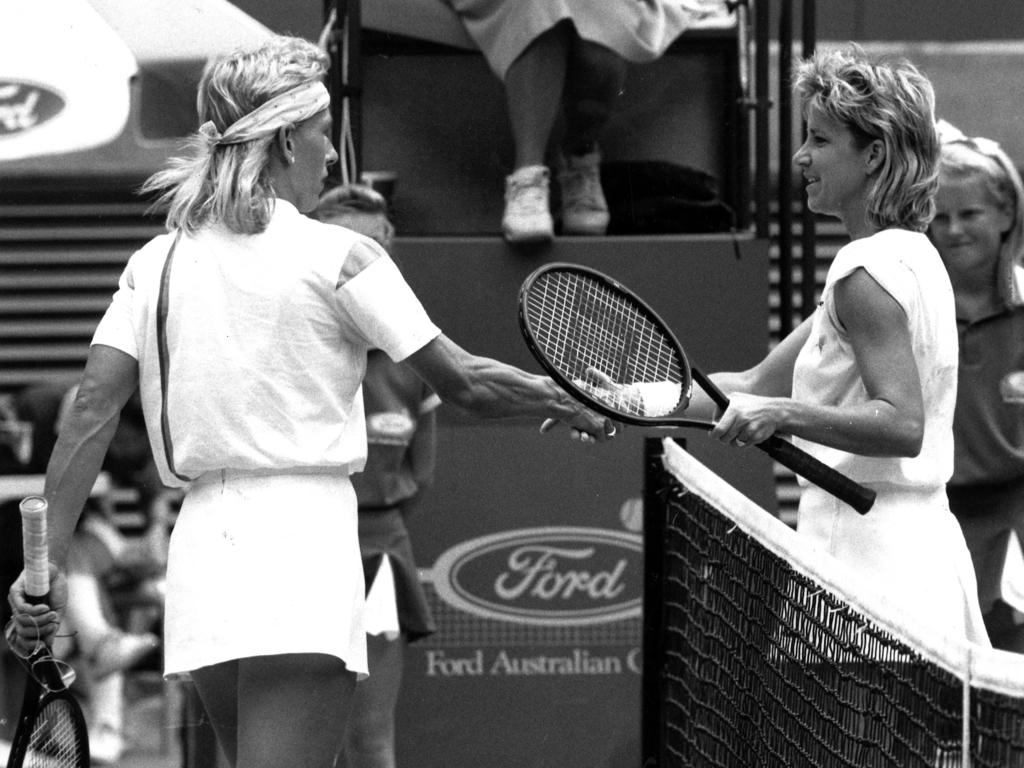 Martina Navratilova and Chris Evert after Evert won the semi-final at the 1988 Australian Open.