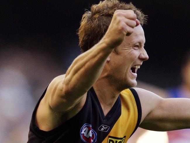 Richmond v Western Bulldogs. Telstra Dome. The siren went and Nathan Brown thought they had won it. But he soon realised it was a draw. Pic 1 of 4.