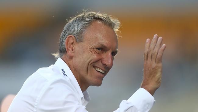 Neil Henry is still in charge of the Titans.