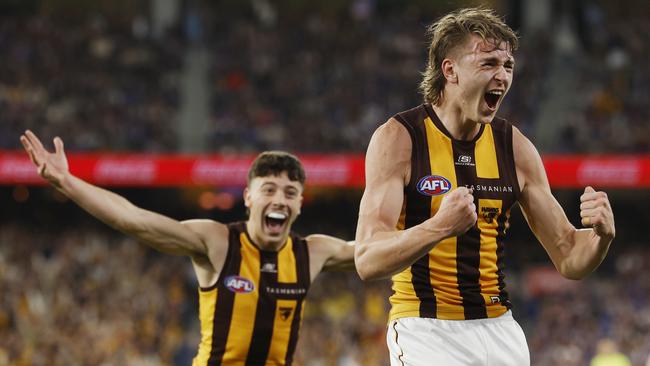 NCA. MELBOURNE, AUSTRALIA. September 4 , 2024. AFL Elimination final. Western Bulldogs vs Hawthorn at the MCG.   Calsher Dear of the Hawks celebrates a 3rd quarter goal   . Pic: Michael Klein