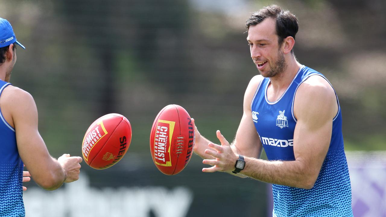 Todd Goldstein is a bye-friendly option in SuperCoach this year. He’ll be playing when popular rucks Brodie Grundy and Max Gawn both have a bye in Round 13, and he has a favourable early draw. Pic: Michael Klein