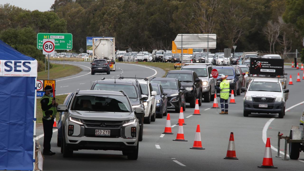 The hard border and long queues returned to the Qld NSW border on the Gold Coast during the latest Sydney outbreak. Picture Glenn Hampson