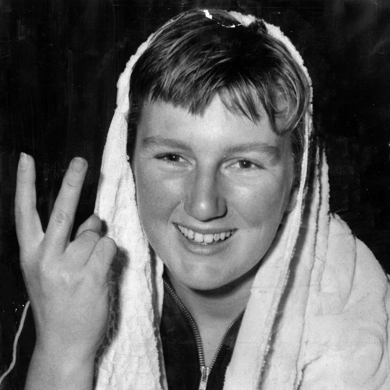 Fraser after winning her heat in the 400 metres freestyle swim at the 1956 Games.