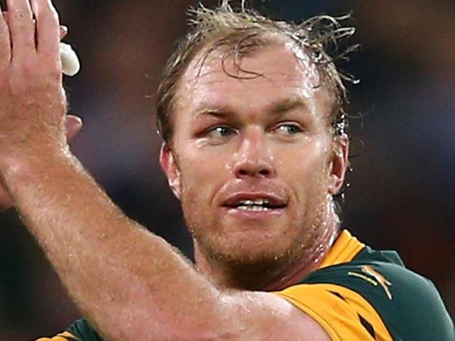 LONDON, ENGLAND - OCTOBER 30: Schalk Burger of South Africa applauds the crowd as he leaves the field during the 2015 Rugby World Cup Bronze Final match between South Africa and Argentina at the Olympic Stadium on October 30, 2015 in London, United Kingdom. (Photo by Paul Gilham/Getty Images)