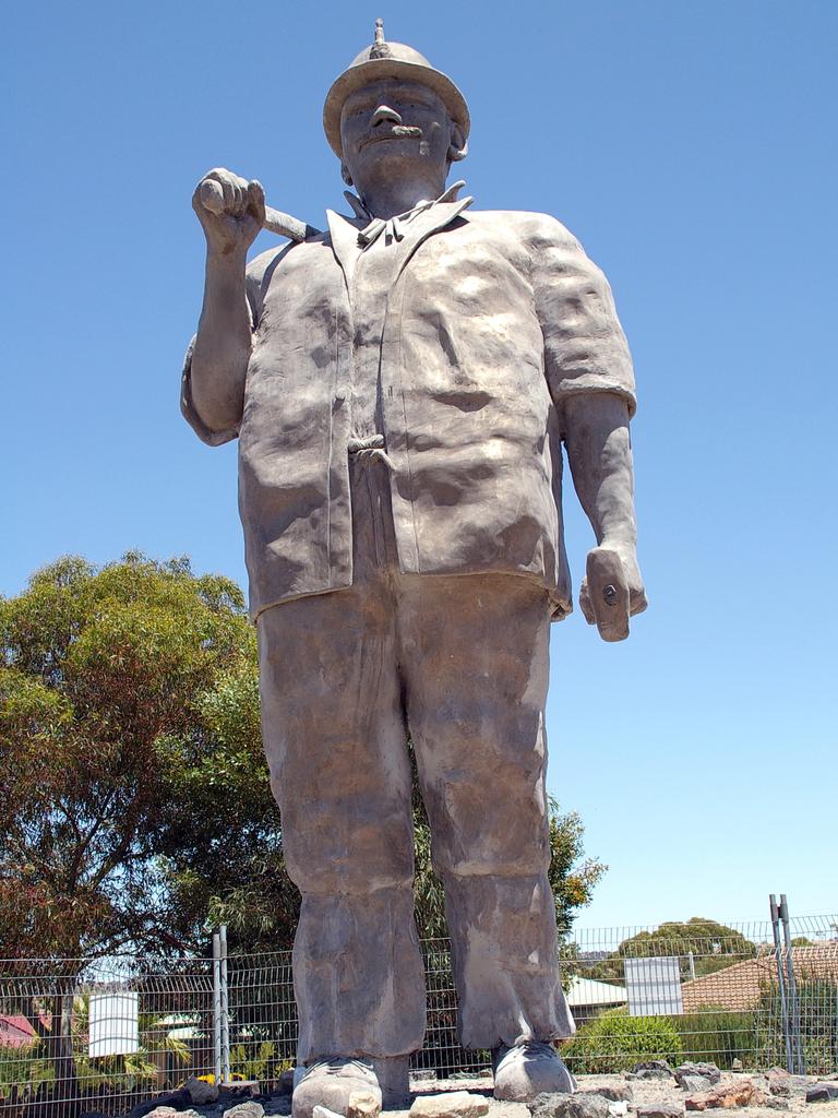 Map the Miner pictured in 2007.