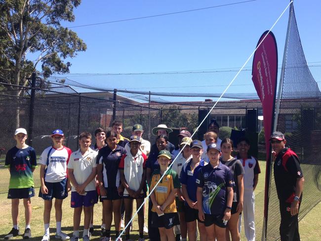 The inaugural Bendigo Bank-Australian Cricket Society Scholarship squad.