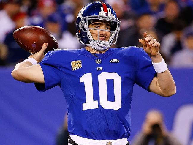 Eli Manning throws to... Tom Burgess?