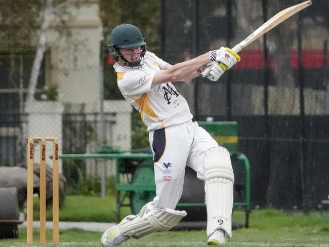 Mentone batter Edward McGarry. Picture: Valeriu Campan