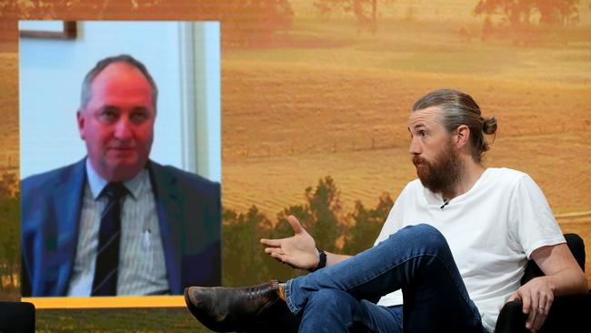 Deputy Prime Minister Barnaby Joyce and Atlassian CEO Mike Cannon-Brookes discuss net zero. Picture: Toby Zerna