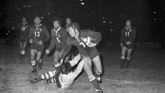 Queensland's halfback Ross Strudwick. Picture by Jim Fenwick. RP2541-3 The Courier-Mail Photo Archive.