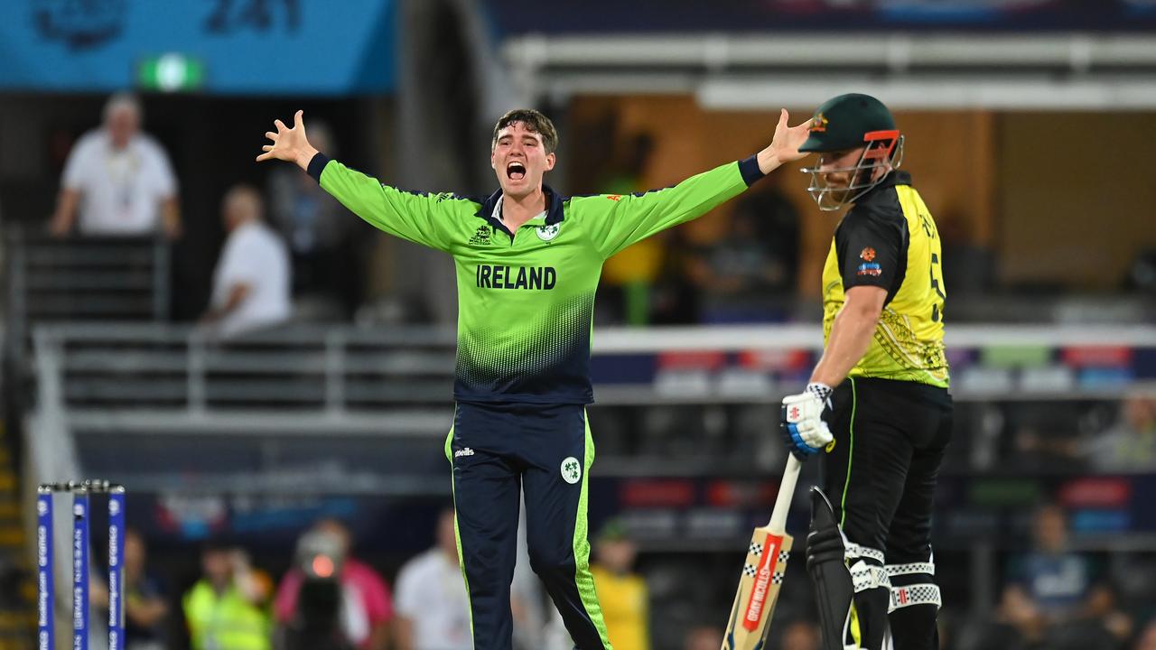 Gareth Delany appeals for an LBW against Glenn Maxwell. Picture: Getty