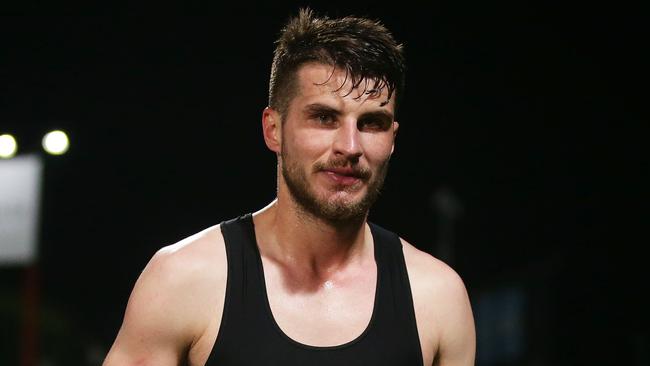 SYDNEY, AUSTRALIA - MAY 12: Terry Antonis of the Victory looks dejected after the A-League Semi Final match between Sydney FC and the Melbourne Victory at Netstrata Jubilee Stadium on May 12, 2019 in Sydney, Australia. (Photo by Matt King/Getty Images)