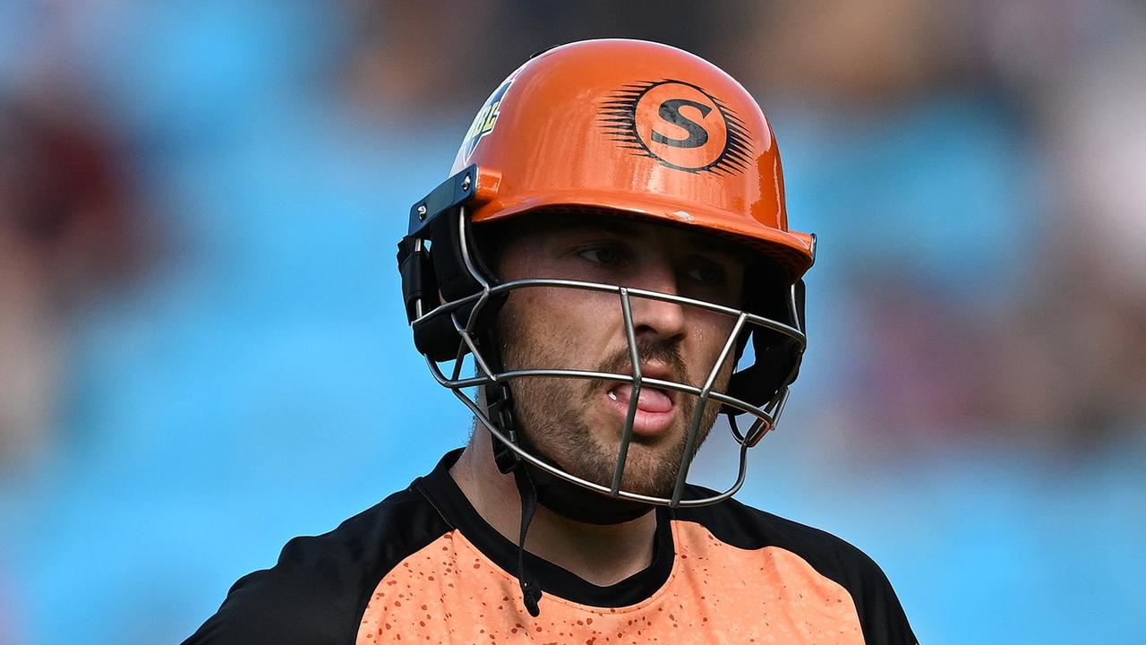 BBL late mail: Scorchers rocked by Inglis injury disaster