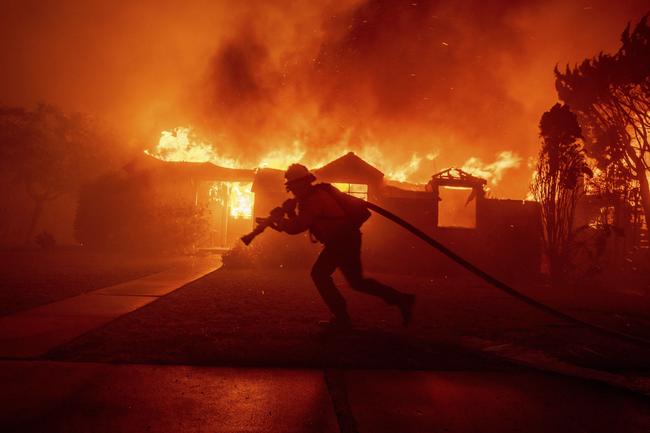 The Pacific Palisades fire has consumed more than 6500 hectares. Picture: AP