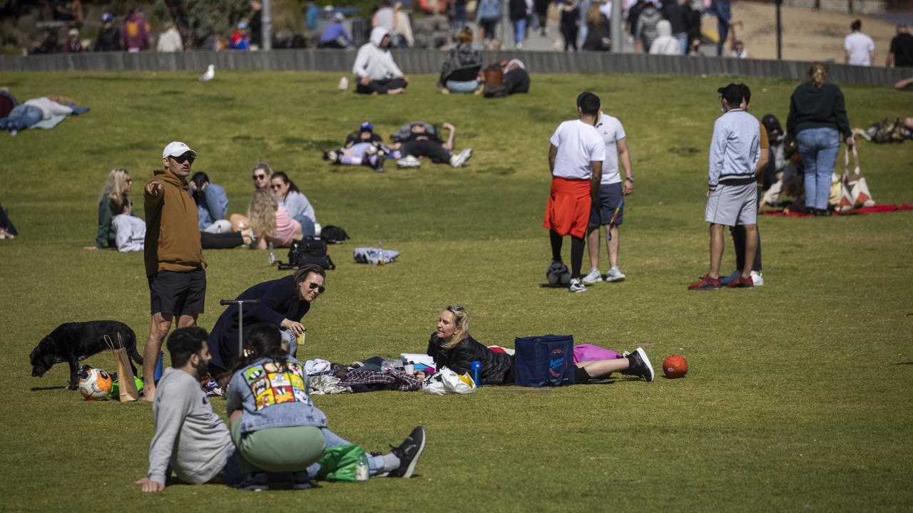 People out and about on the St Kilda Foreshore enjoying the sun. Picture: NCA NewsWire/Paul Jeffers