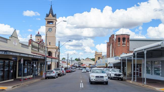 General view of Charters Towers – Scott Radford-Chisholm