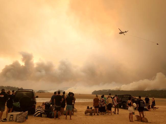 The New Year's Eve bushfire at Lake Conjola.