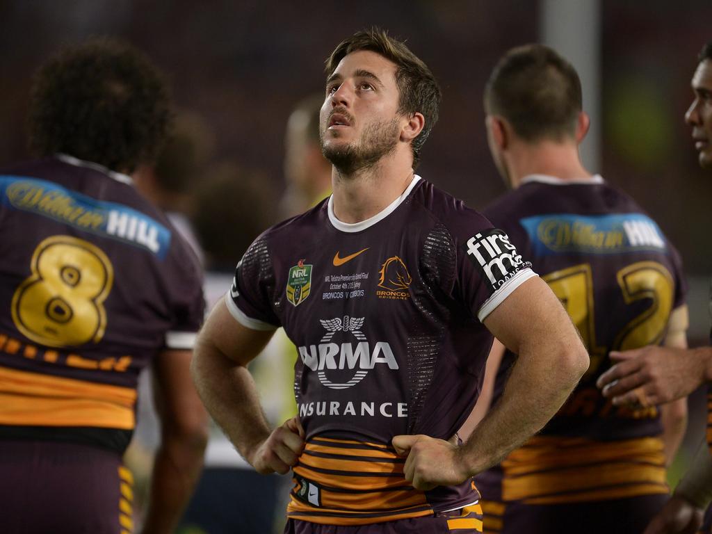 Ben Hunt looks to the sky following 2015 grand final heartbreak. Picture: Brett Hemmings/Getty Images