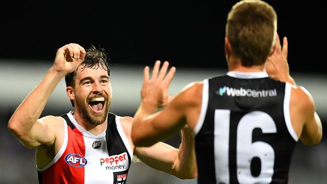 Dan McKenzie playing with St Kilda in 2022. Picture: Albert Perez/AFL Photos