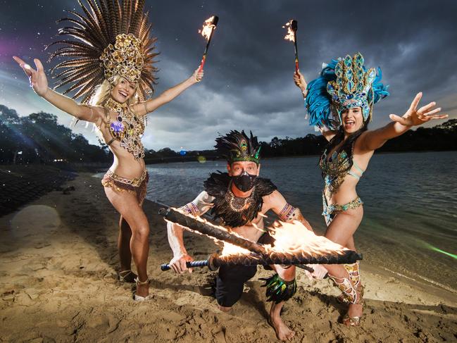 Buskers by the Creek 2018.Neal Webb from Energy Entertainments with Celeste Koryzma (blonde hair) and Phoebe Mitai (dark hair) from Brazilian Dance Gold Coast pictured in Currumbin creek ahead of Australiaâ€™s largest busking event, Buskers by the Creek held on October 13th & 14th.Picture: NIGEL HALLETT*** Neal 0423364207 ***