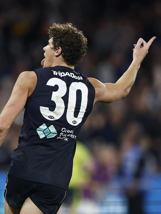 Curnow now holds a comfortable lead in the Coleman Medal race. Picture: Daniel Pockett/Getty Images